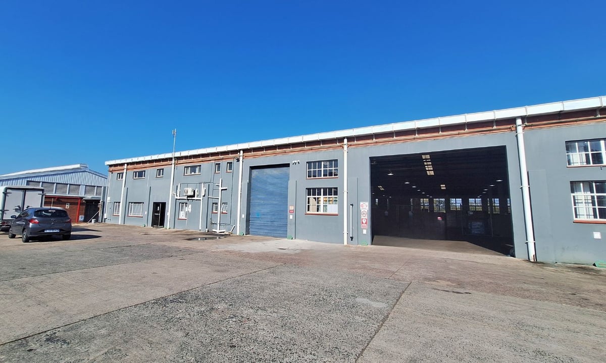 2 675m² Warehouse To Let in Pinetown