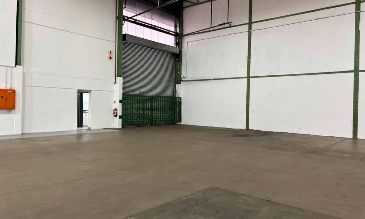 3301m² Warehouse To Let in New Germany