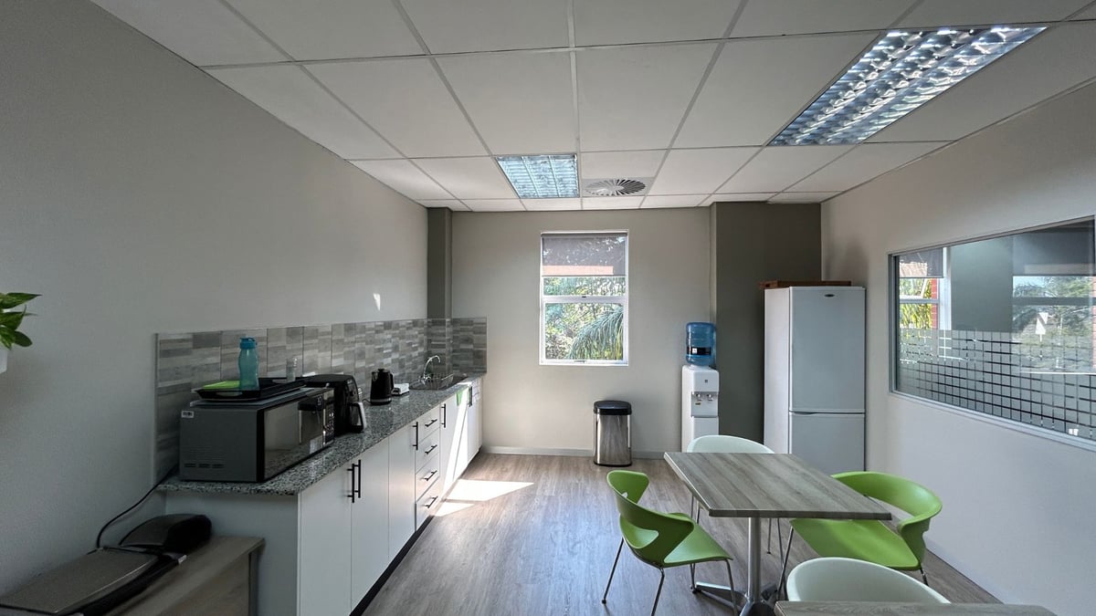 330m² Office Unit To Let in Central Westville
