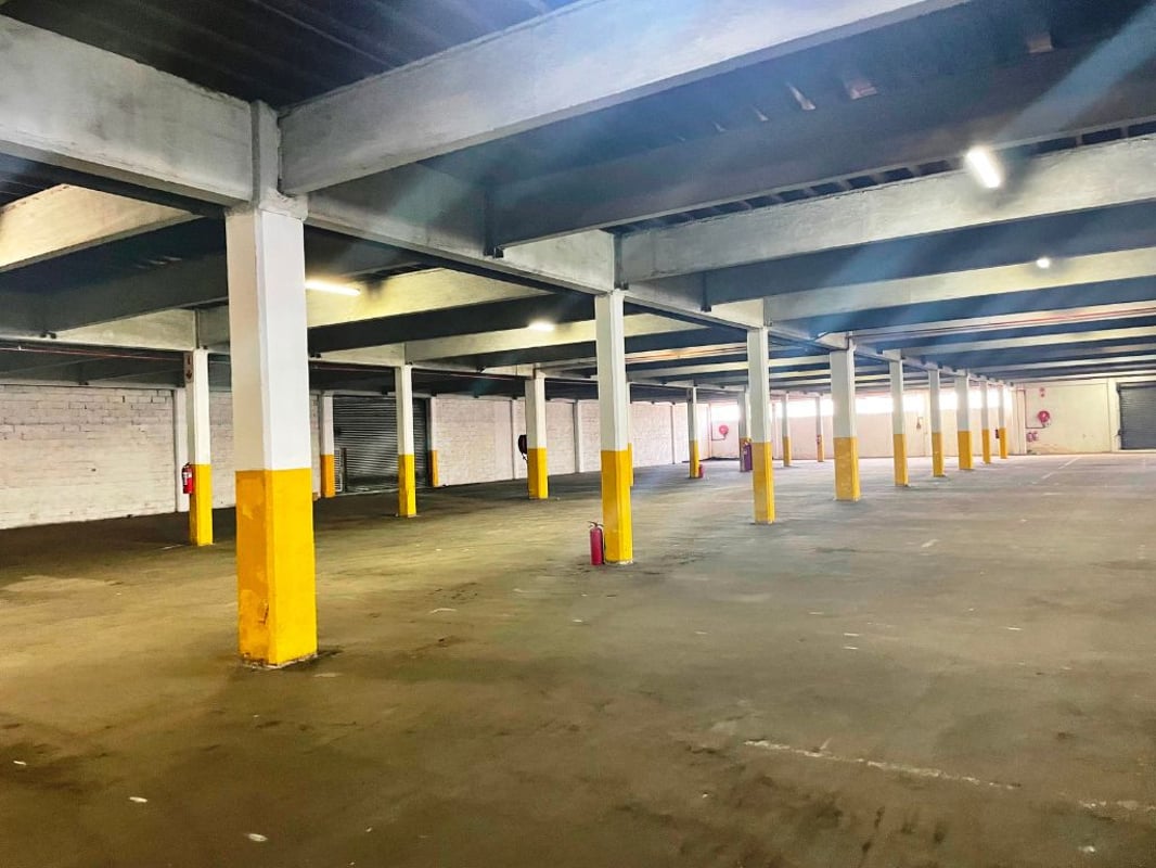 5685m² Warehouse to Let in Mobeni, Durban