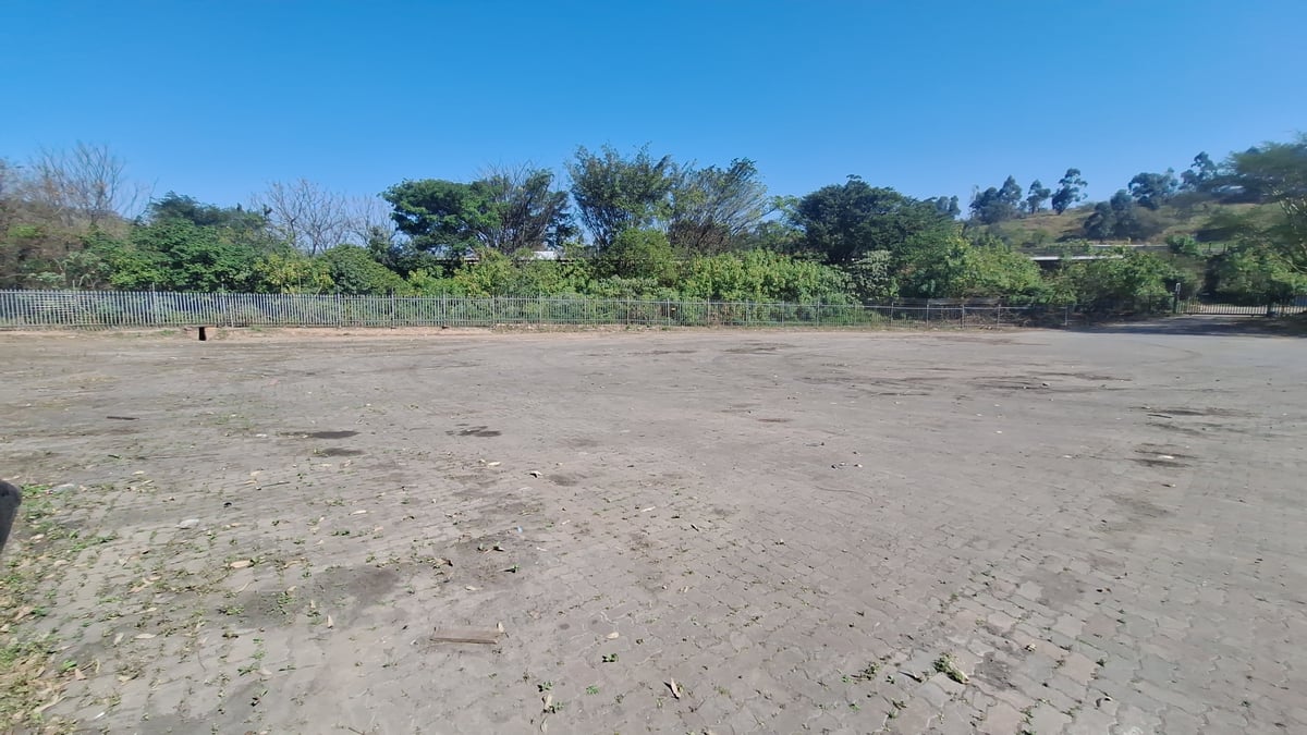 845m² Warehouse To Let in Westmead