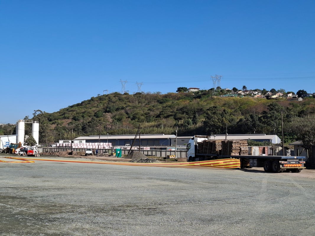2568m² Hardened Yard For Lease in Riverhorse Valley