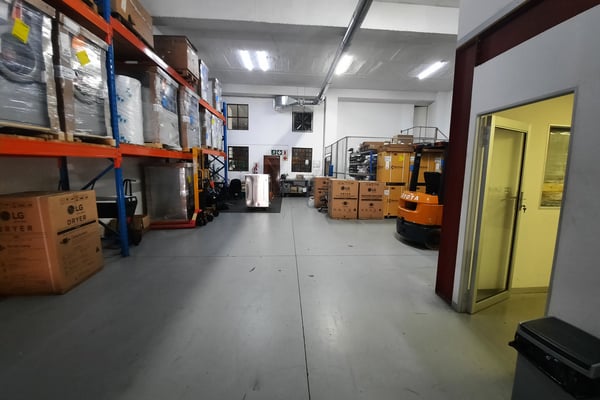 327m² Warehouse For Sale in Briardene — image 4