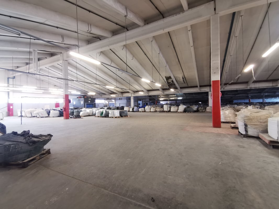 11 000m² Second-Floor Warehouse To Let in Jacobs