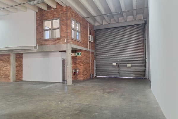 1370m² Warehouse To Let in Westmead — image 4