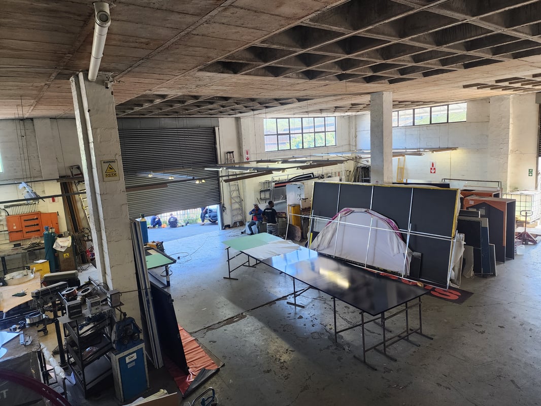 937m² Factory For Sale in Briardene