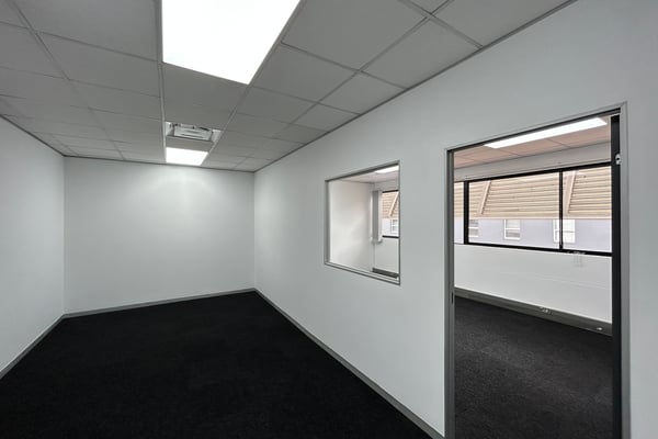 350m² Office To Let In Westway Office Park, Westville — image 6