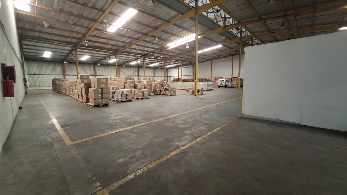 1 943m² Warehouse To Let in Springfield