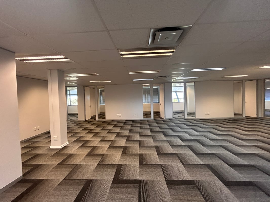 300m² Office To Let in Umhlanga