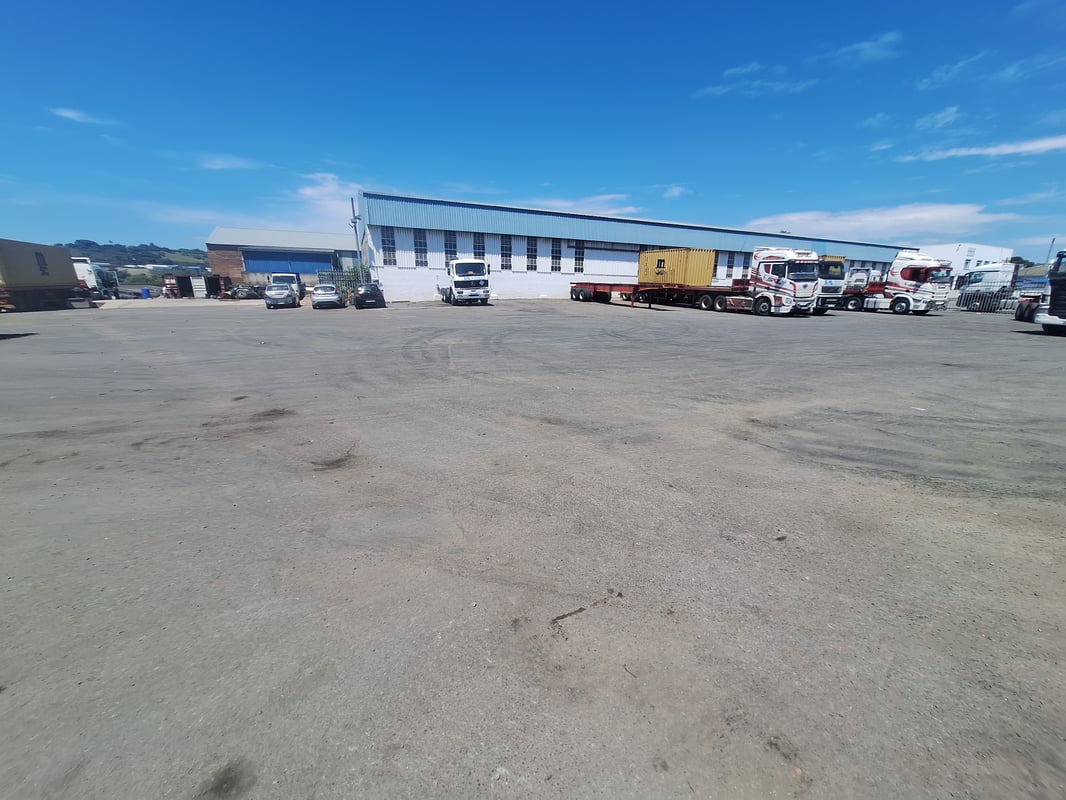 4 000m² Hardened Yard To Let in New Germany