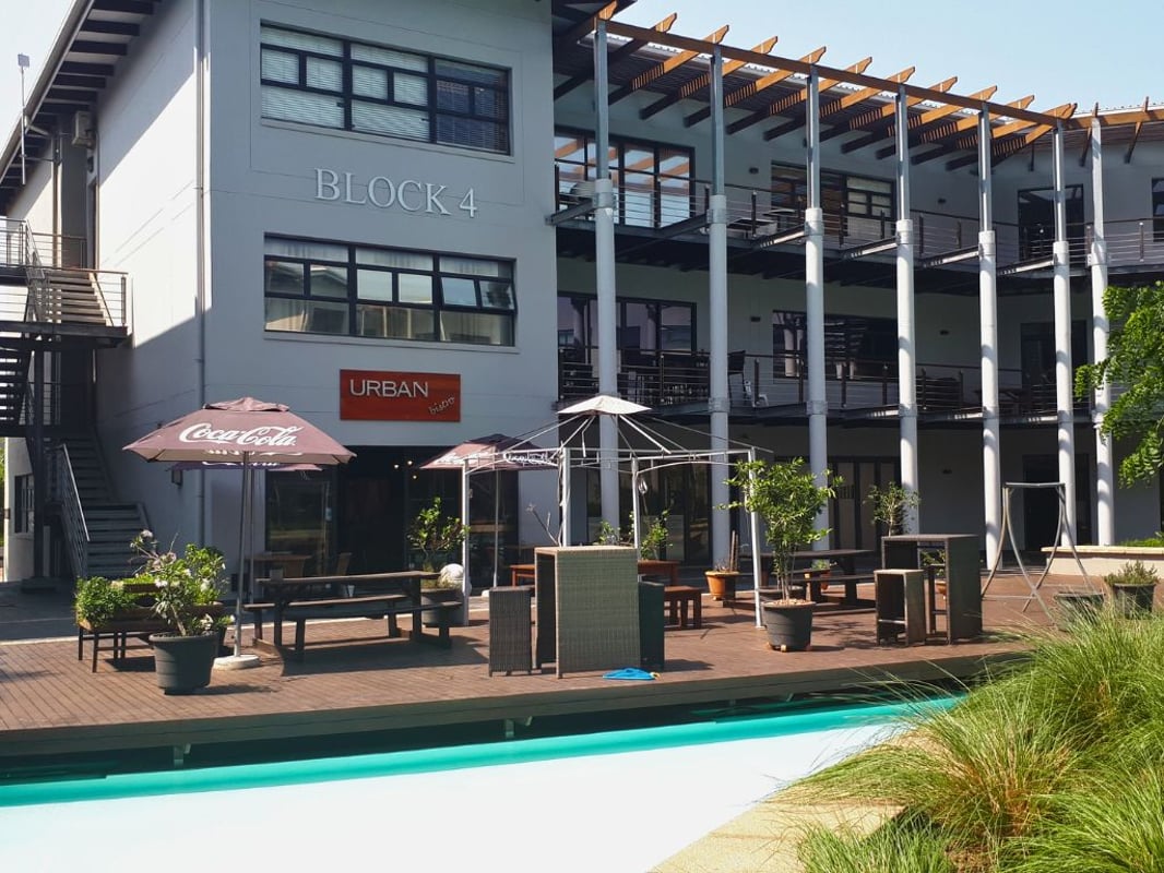 473m² Office For Sale in Riverhorse Valley