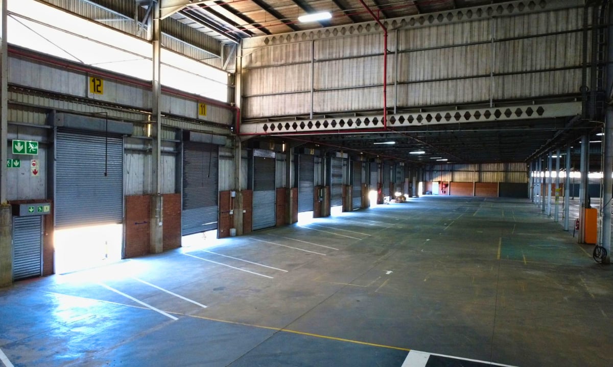14 163m² Warehouse To Let in Prospecton