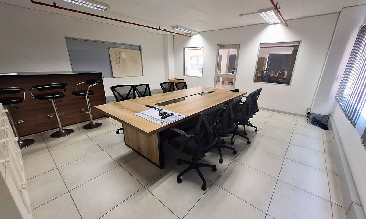 2 675m² Warehouse To Let in Pinetown