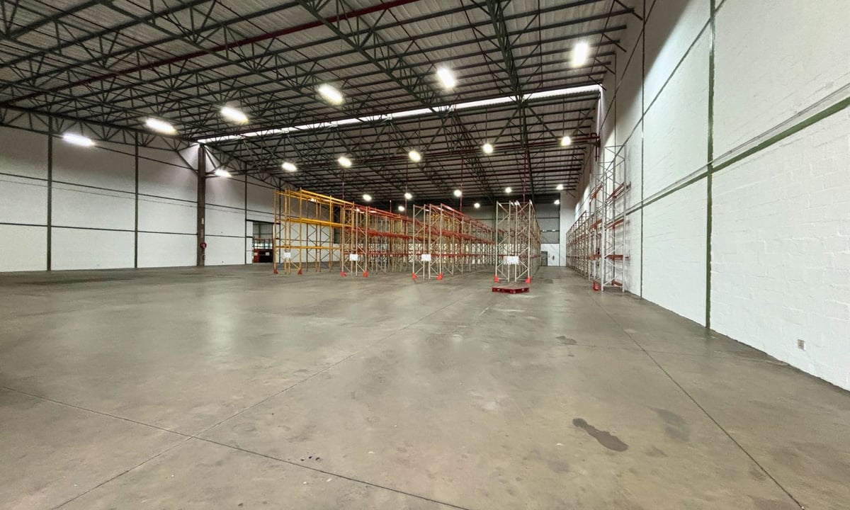 3301m² Warehouse To Let in New Germany