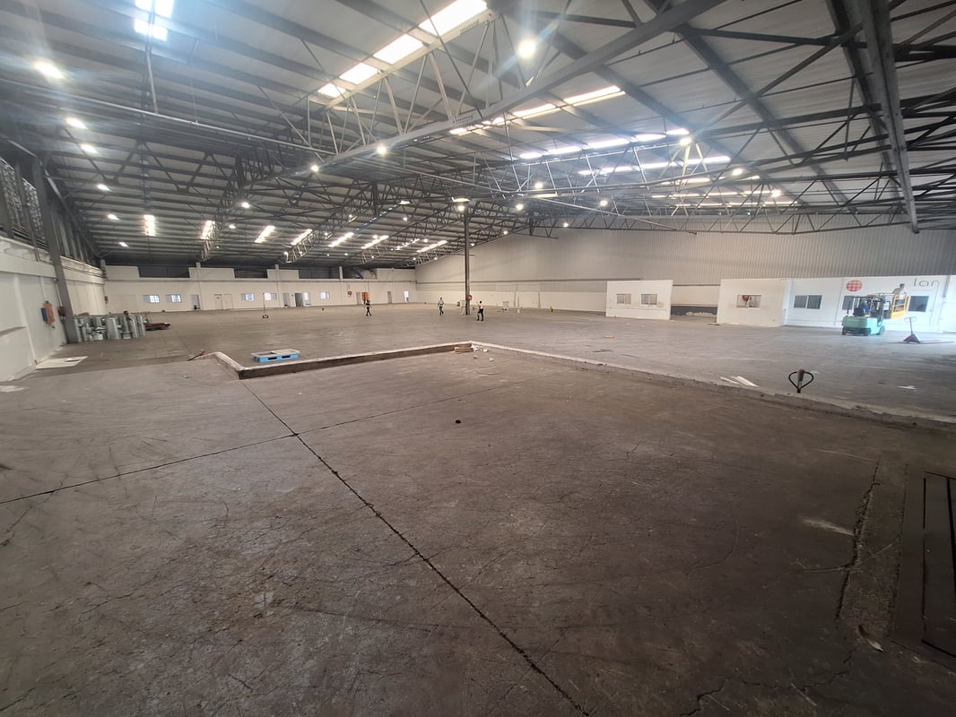 2 900m² Warehouse To Let in New Germany