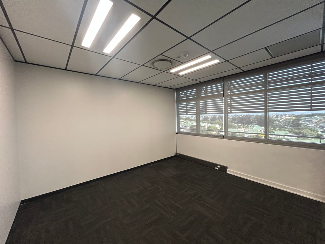1 678m² Office to Let in The Glasshouse Office Park