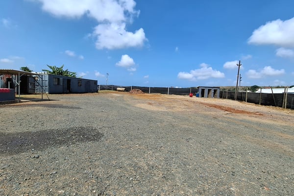 2800m² Yard To Let in Springfield — image 2