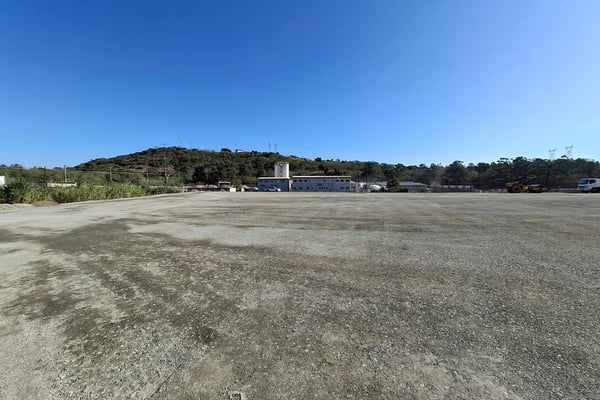 2568m² Hardened Yard For Lease in Riverhorse Valley — image 3
