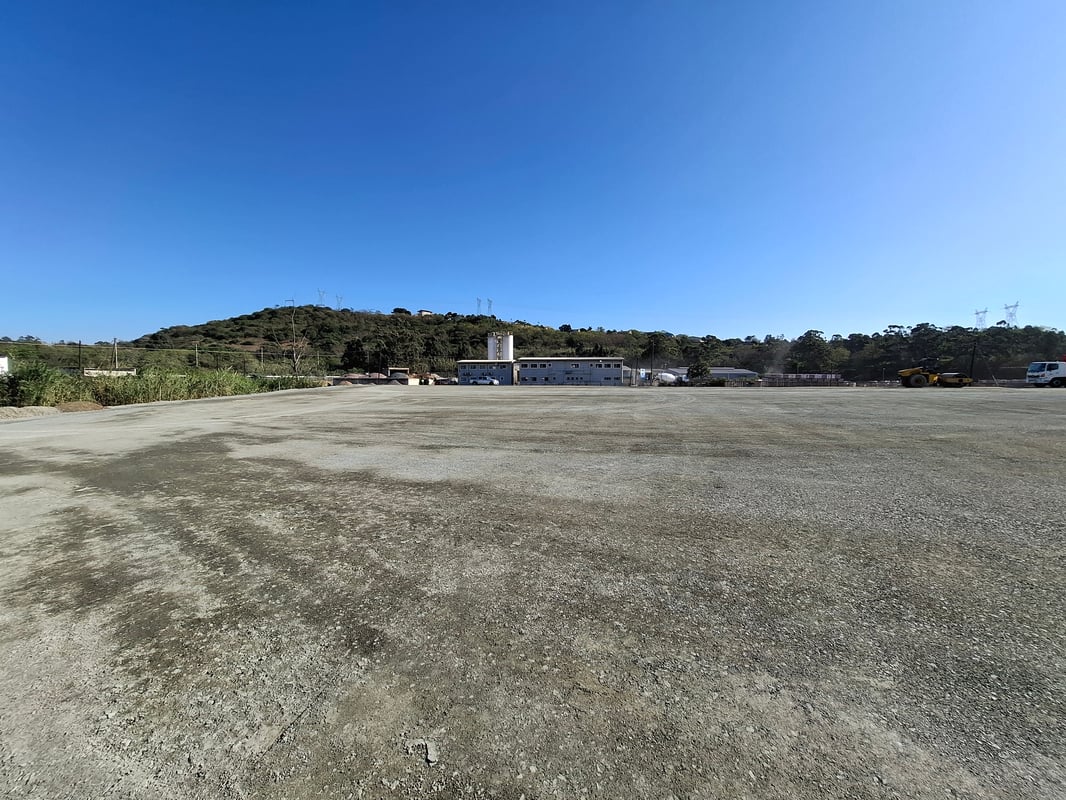 2568m² Hardened Yard For Lease in Riverhorse Valley