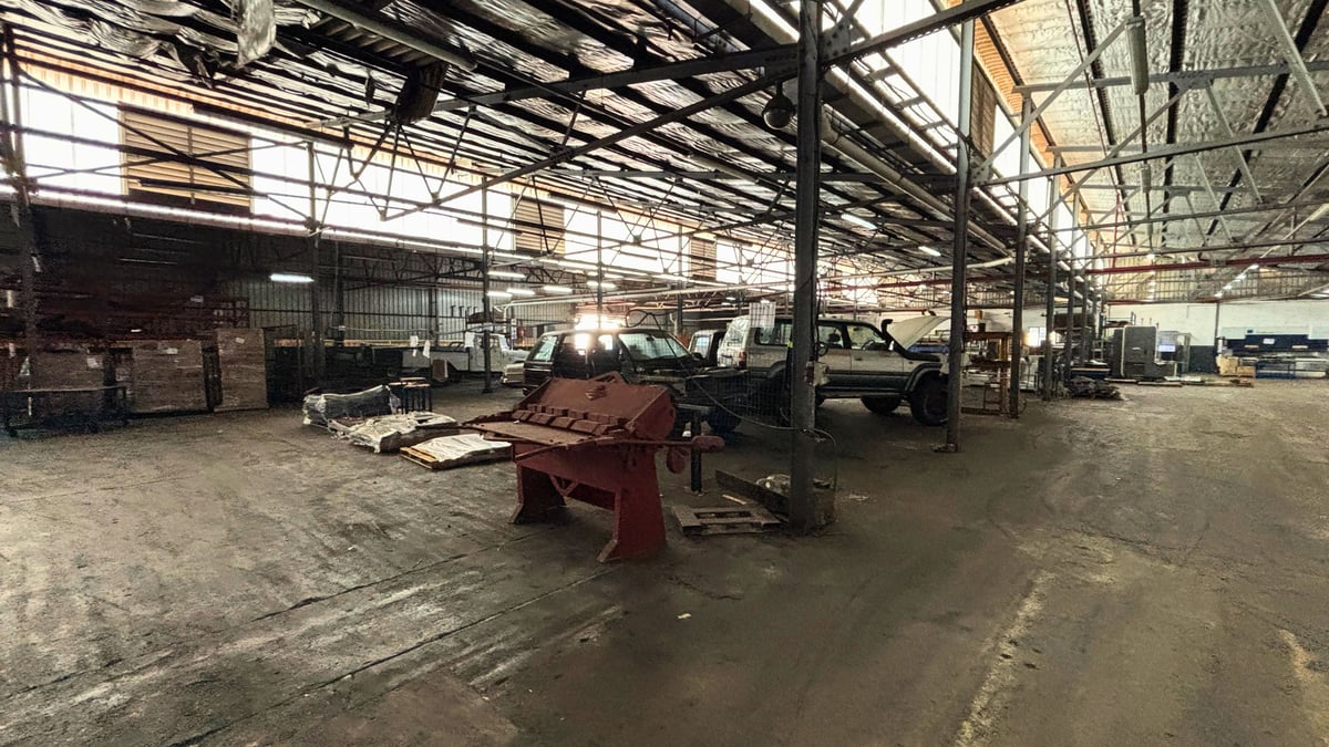 2129m² Warehouse For Lease In New Germany