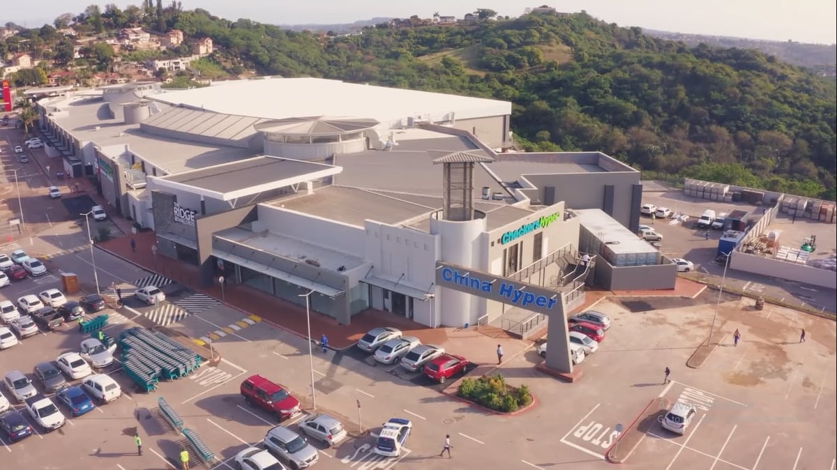 207m² Retail Unit For Lease within Shopping Centre