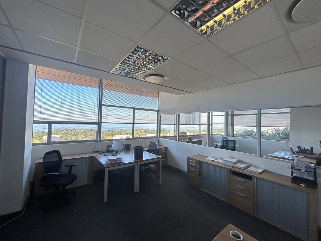 324m² Office To Let in Umhlanga