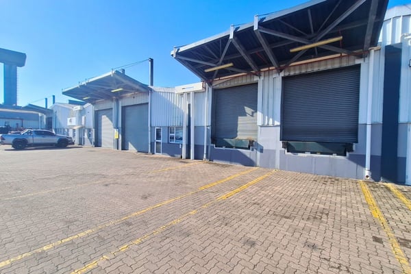 2 157m² Warehouse For Sale in New Germany — image 5