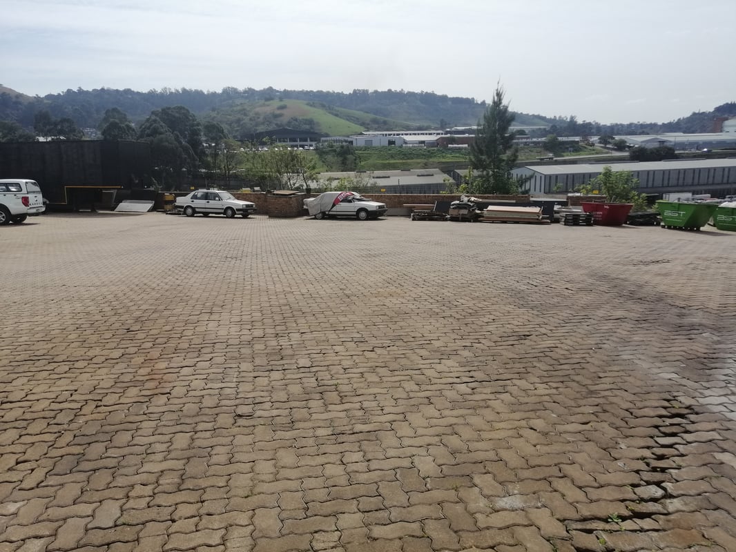 2 400m² Warehouse For Lease In Westmead 