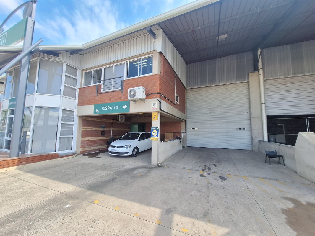 3301m² Warehouse To Let in New Germany