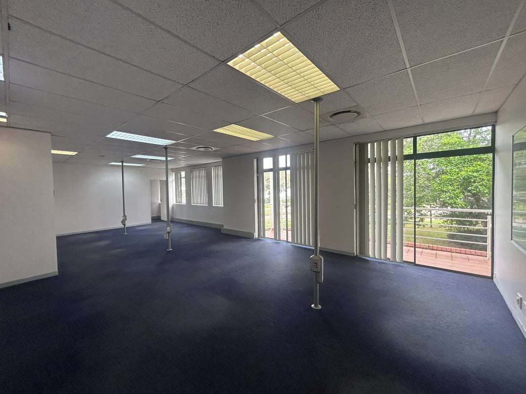230m² Ground Floor Office To Let in Trosvale Office Park, Umhlanga