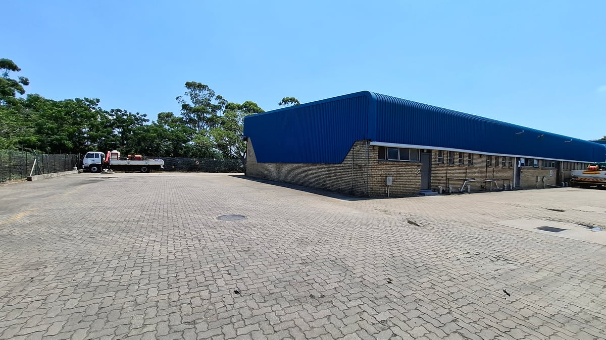 396m² Warehouse For Lease in Glen Anil