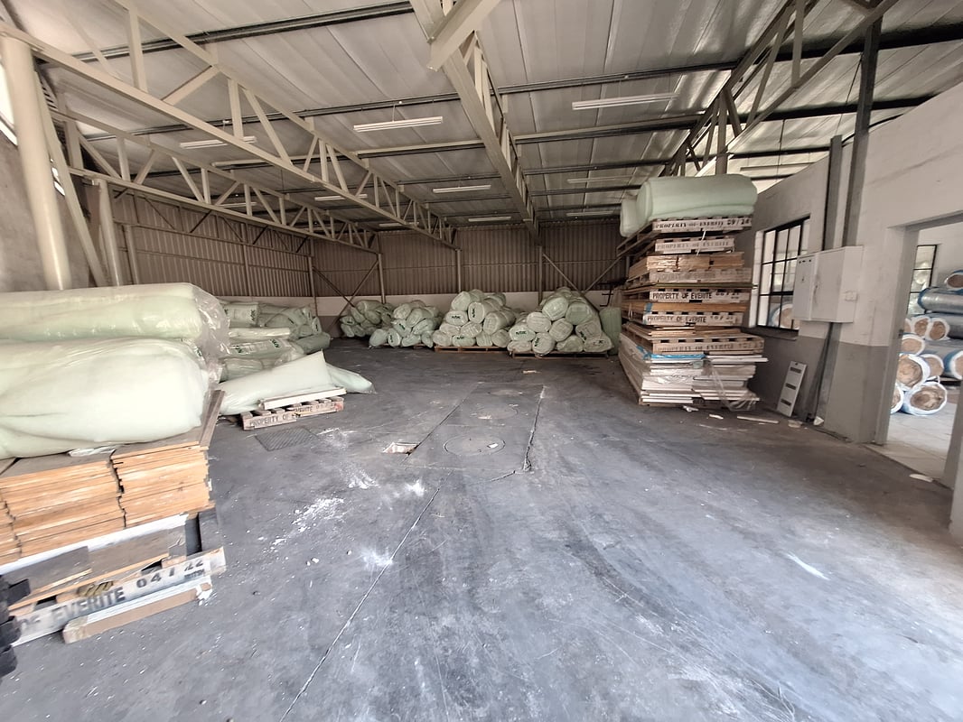 1 345m² Warehouse To Let in New Germany