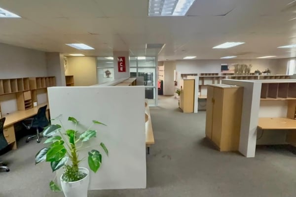 1 120m² Office To Let in Cornubia — image 5