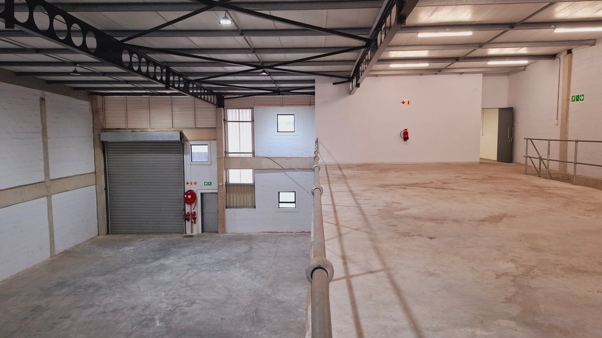 534m² Warehouse for Rent in Cornubia