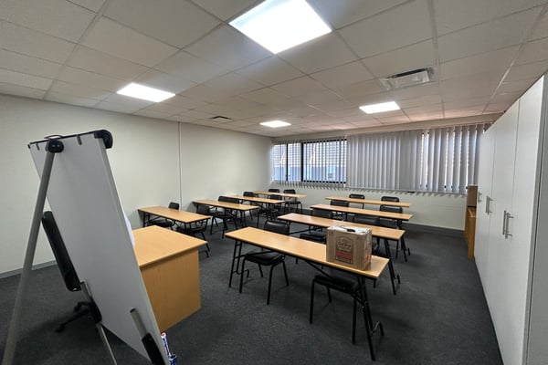 215m² Office To Let In Westway Office Park, Westville — image 4