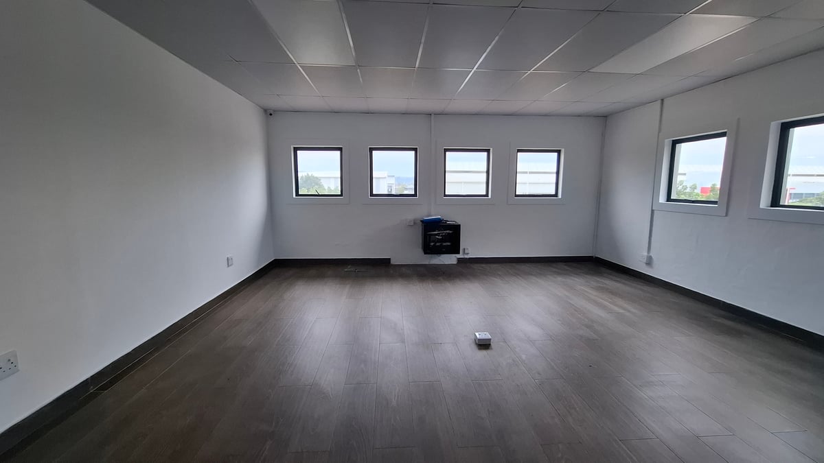648m² Warehouse To Let in Cornubia