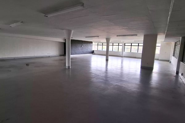1616m² Warehouse For Lease in Red Hill — image 4