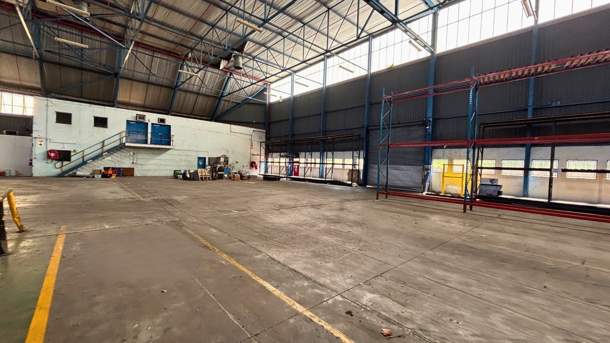 4 970m² Warehouse To Let in Westmead