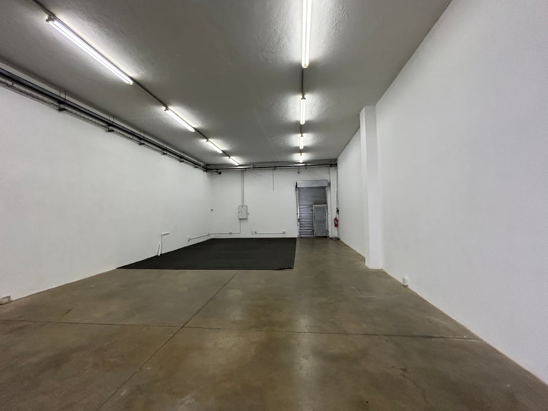 134m² Service and Industrial Unit To Let – Lillies Quarter Lifestyle Centre, Hillcrest