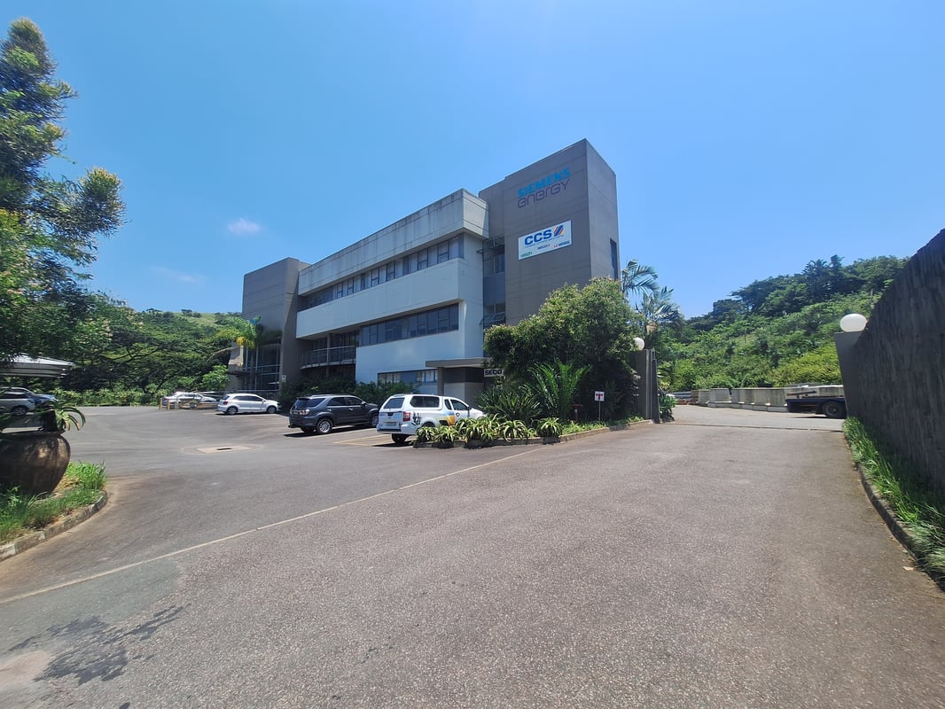 417m² Warehouse with Modern Office Component To Let in Maxmead, Pinetown