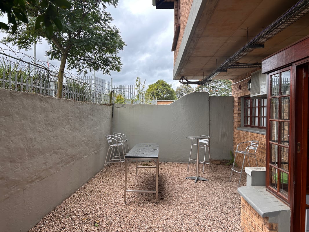 563m² Office To Let in Hillcrest