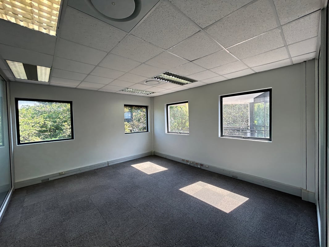 264m² Office To Let In Westway Office Park, Westville