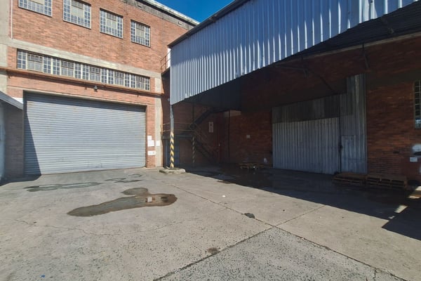 3 432m² Industrial Unit For Sale in New Germany — image 5