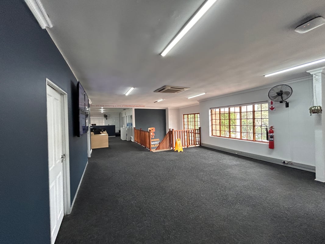 563m² Office To Let in Hillcrest