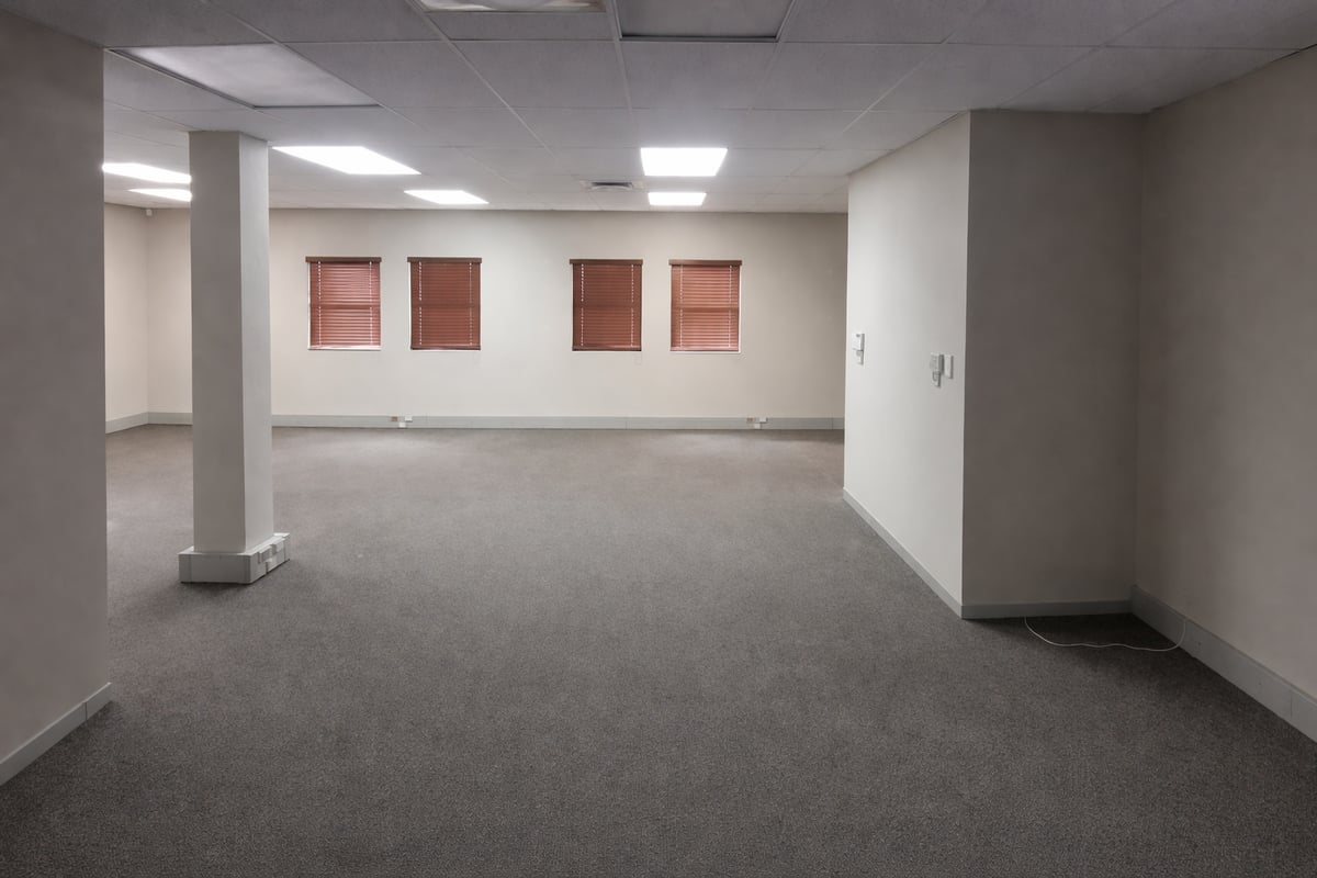 130m² Office To Let in Kloof