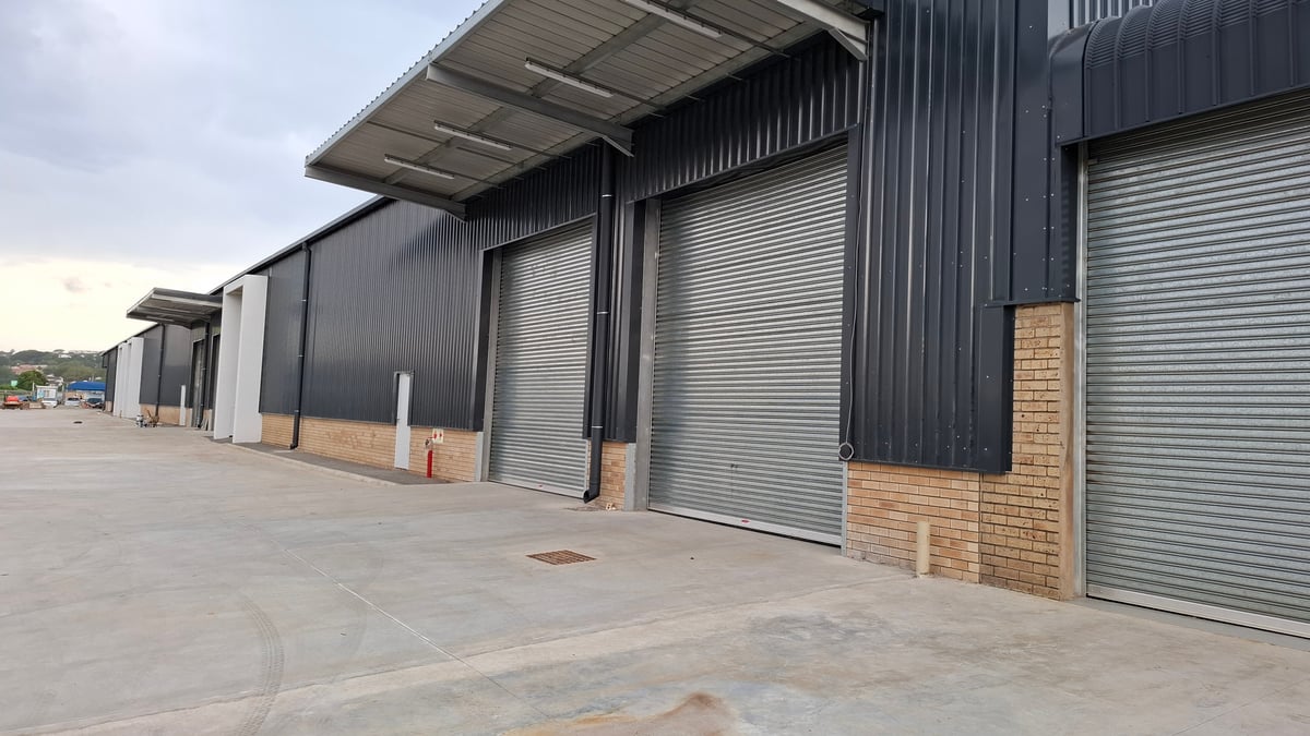 562m² Warehouse To Let in Glen Anil