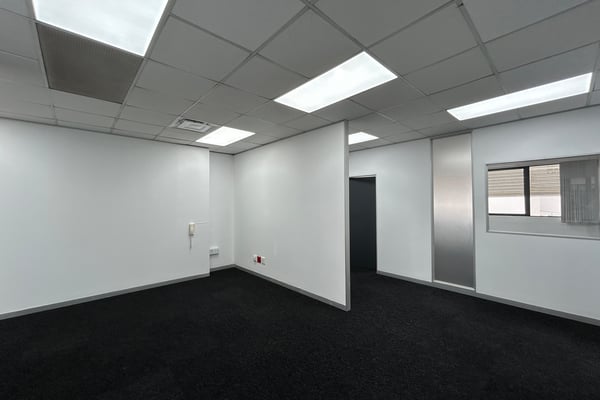 134m² Office Space To Let – Westway Office Park, Westville — image 3