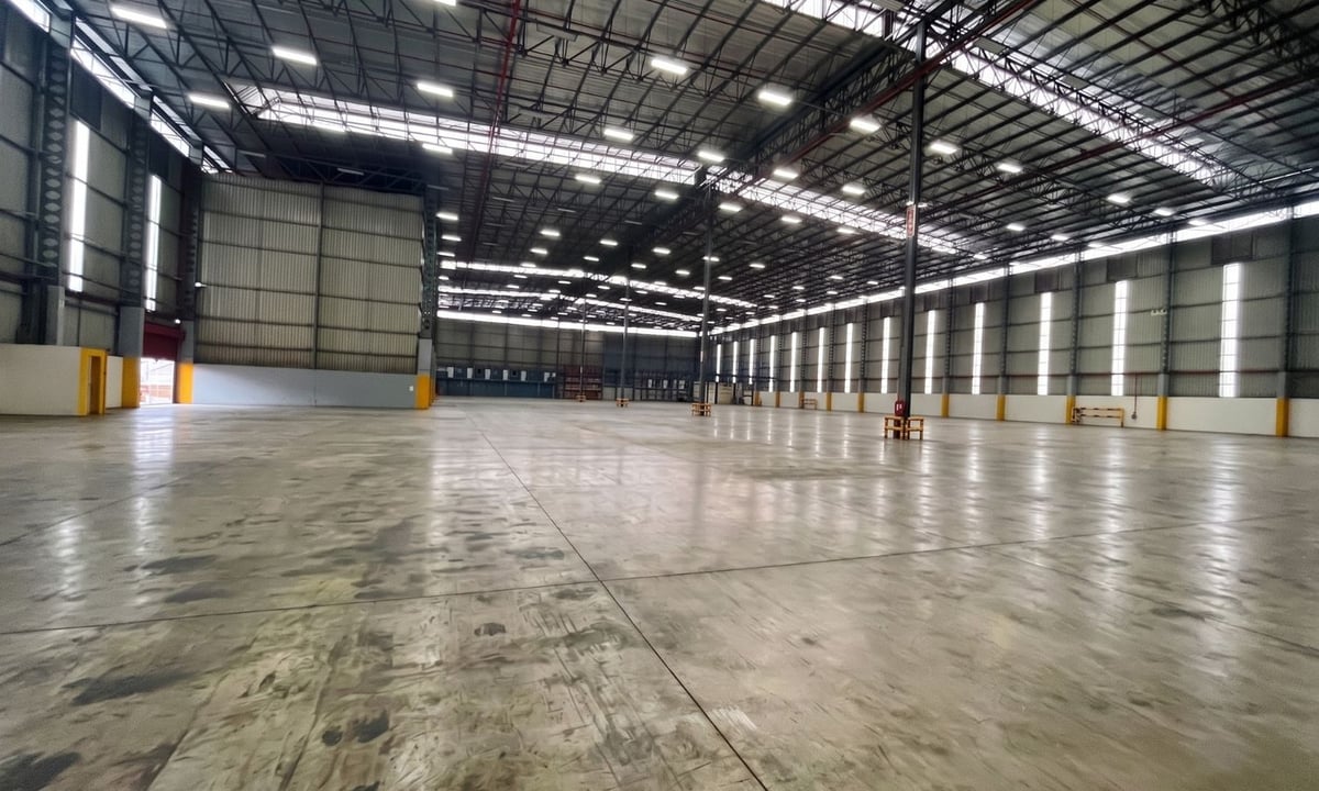 15 716m² Premium Logistics & Distribution Warehouse To Let – Prospecton