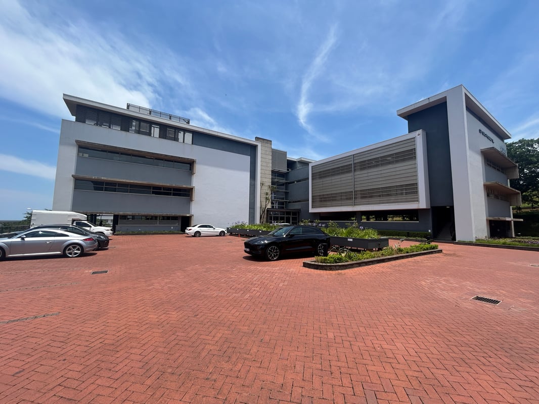 638m² Office To Let at Rigdeside Office Park
