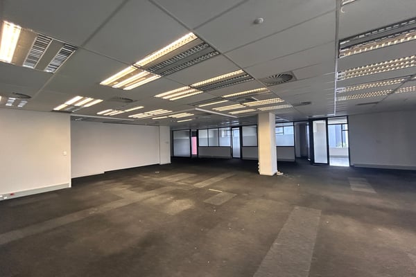 392m² Office To Let at Ridge 6, Umhlanga — image 2